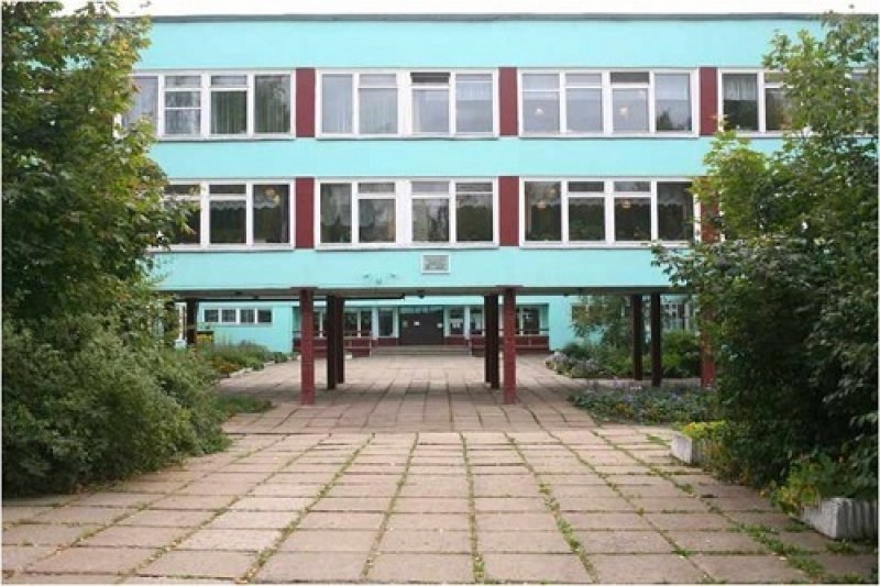 Средняя общеобразовательная школа № 20 города Кирова - фото