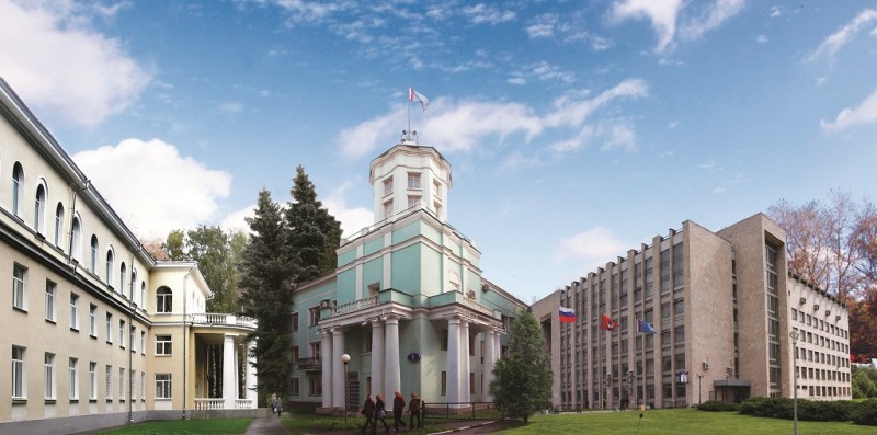Московский гуманитарный университет - фото